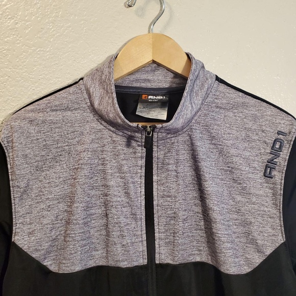 And1 Mens Full Zip Black and Gray Jacket Size XL - Picture 3 of 7